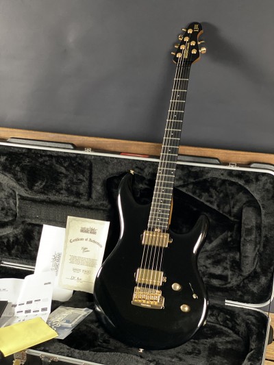 Music Man 50th Anniversary Eddies Guitar Luke III Phantom Gold